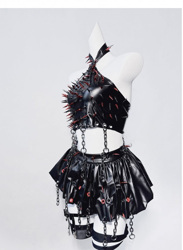 Punk-Set aus schwarzem Neckholder-Nieten mit Kreuzkette und ärmellosem Top und Rock