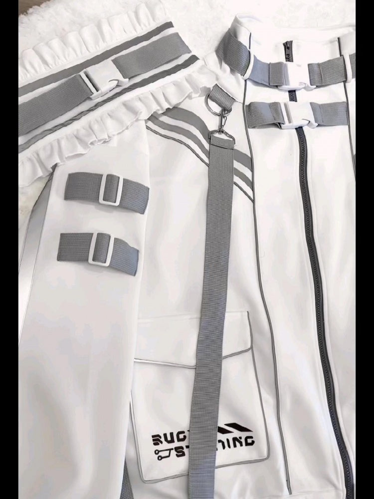 Weiße futuristische Cyberpunk-Jirai-Kei-Jacke mit Schnallenriemen