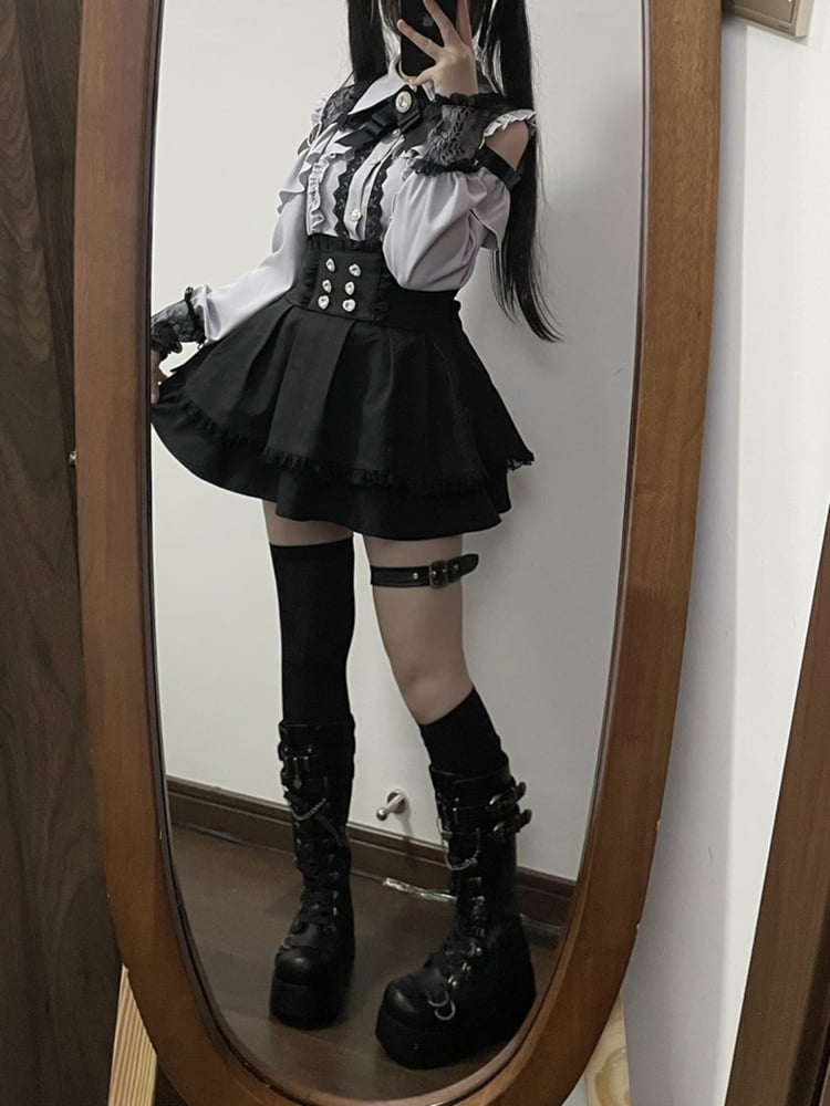 ダスティブルーのスウィートハートボタン留めジライケイトップス(蝶ネクタイ付き)