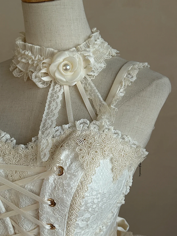 Flower Creamy Choker