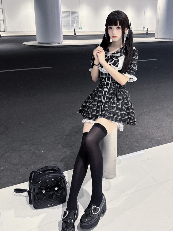 Mini Dress+Shorts Jirai Black Lace-up Plaid Set Embellished Details Kei Waist Rhinestones