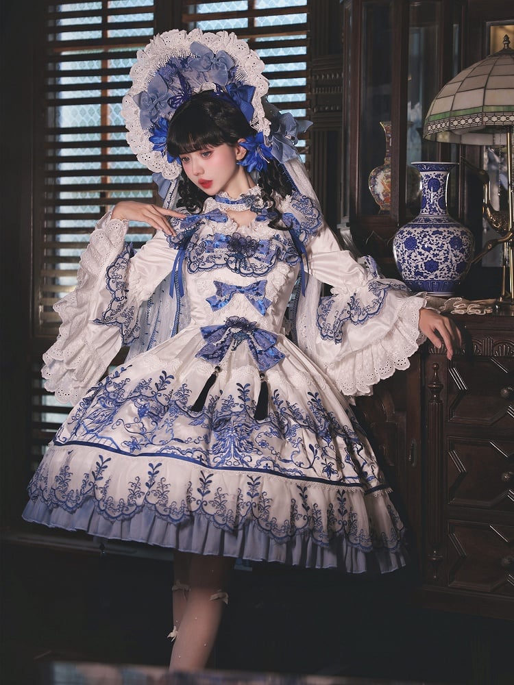 und Stoff Schmetterling Weiß Chinoiserie Blau Porzellan Stickerei