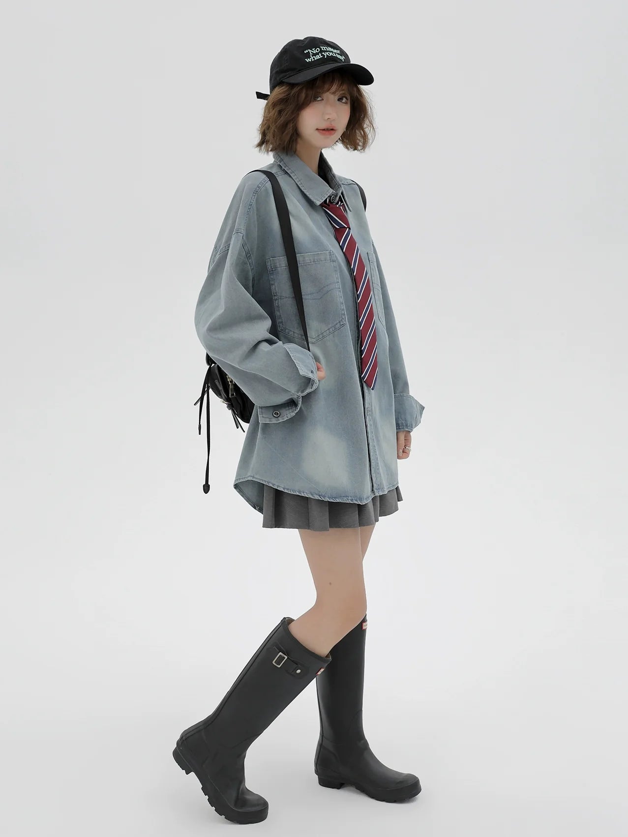 Veste en jean rétro ample avec cravate et chemise américaine