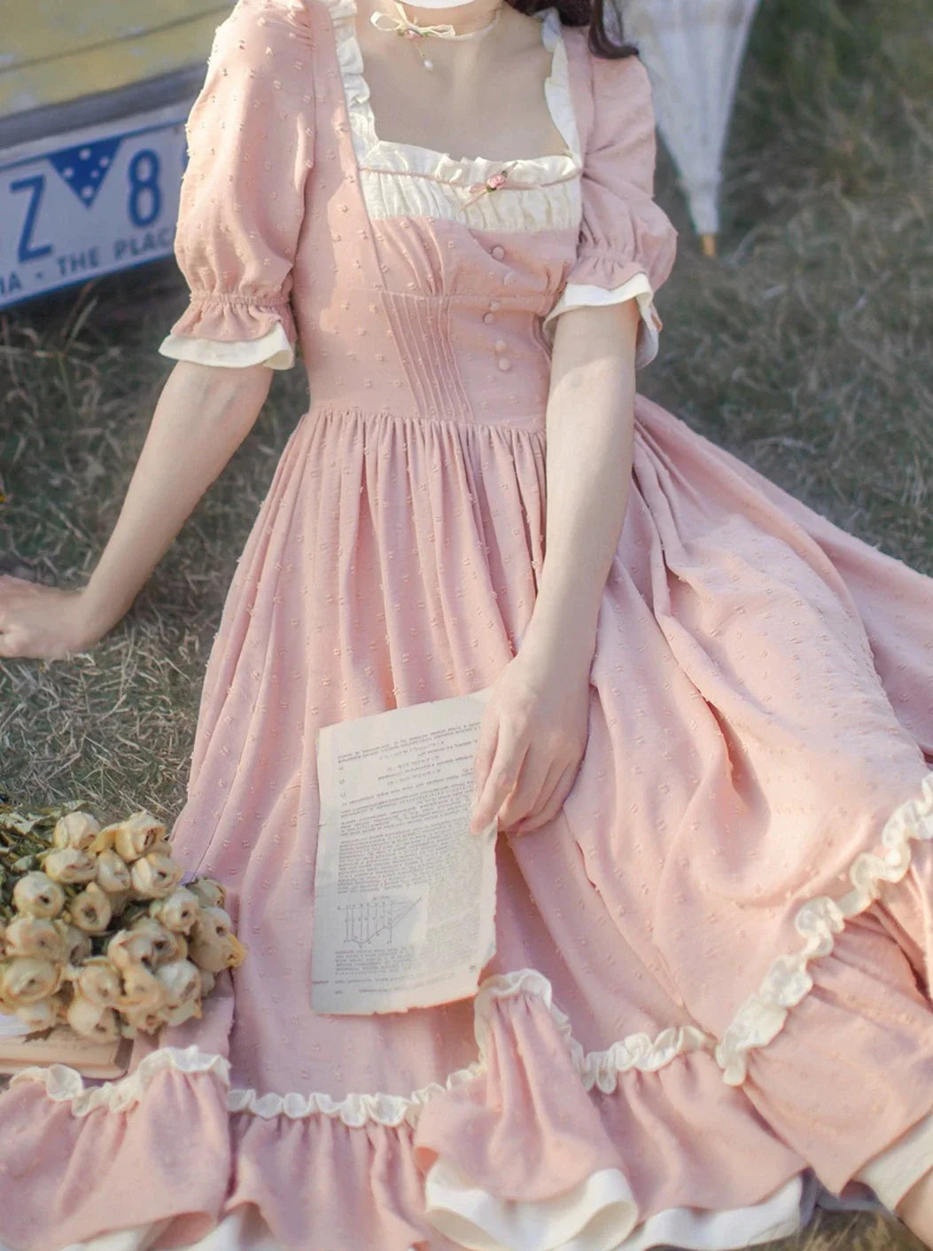 Apron + Frilled Dress Sweet + Bandana Retro