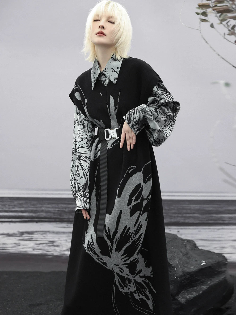 Robe gilet foncée papillon