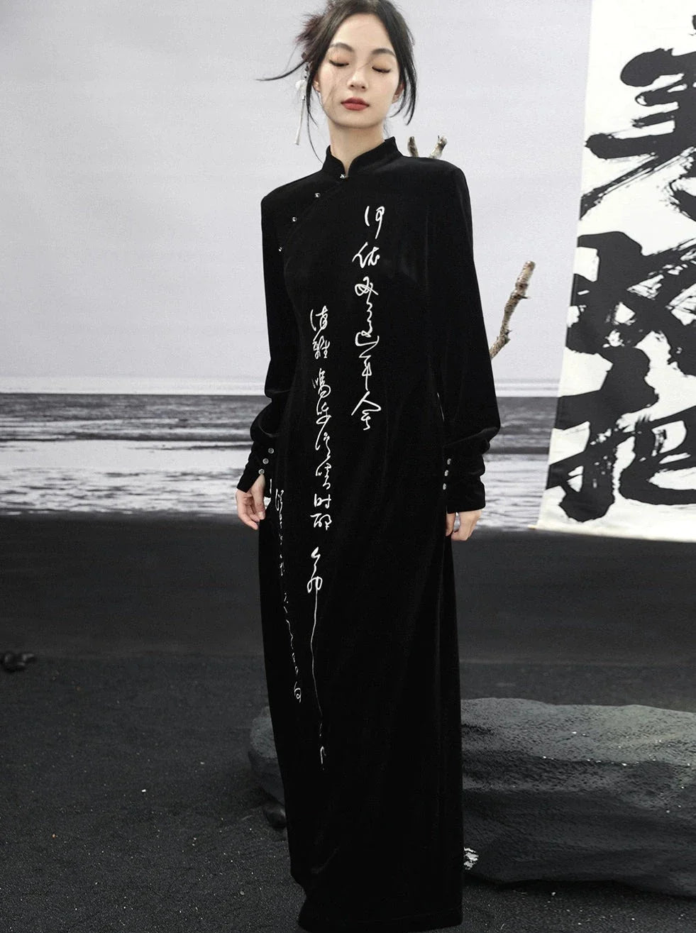 Long Velvet Dress China Retro