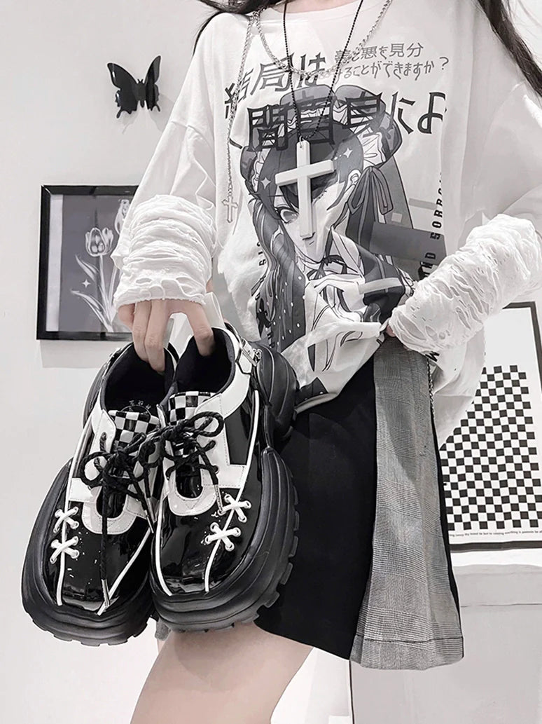 Punk-Plateauschuhe mit Schachbrettmuster