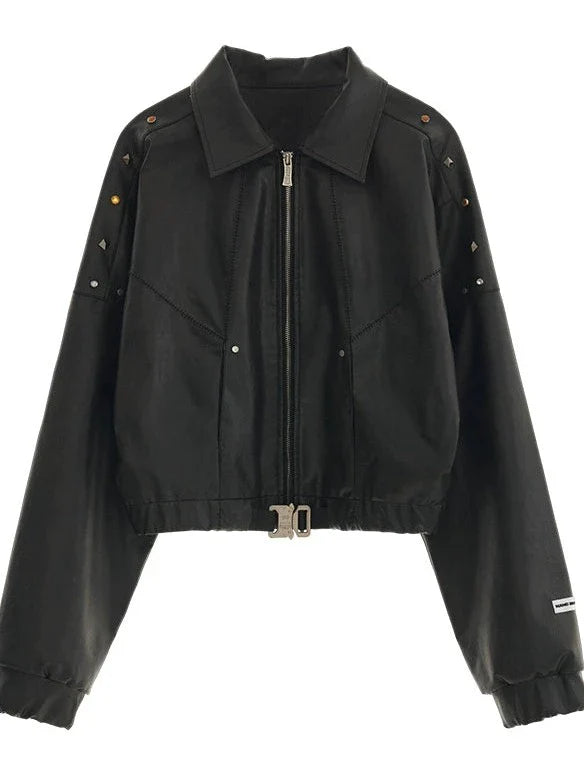 Veste en cuir mode endommagée + jupe moyenne + manteau en cuir avec ceinture