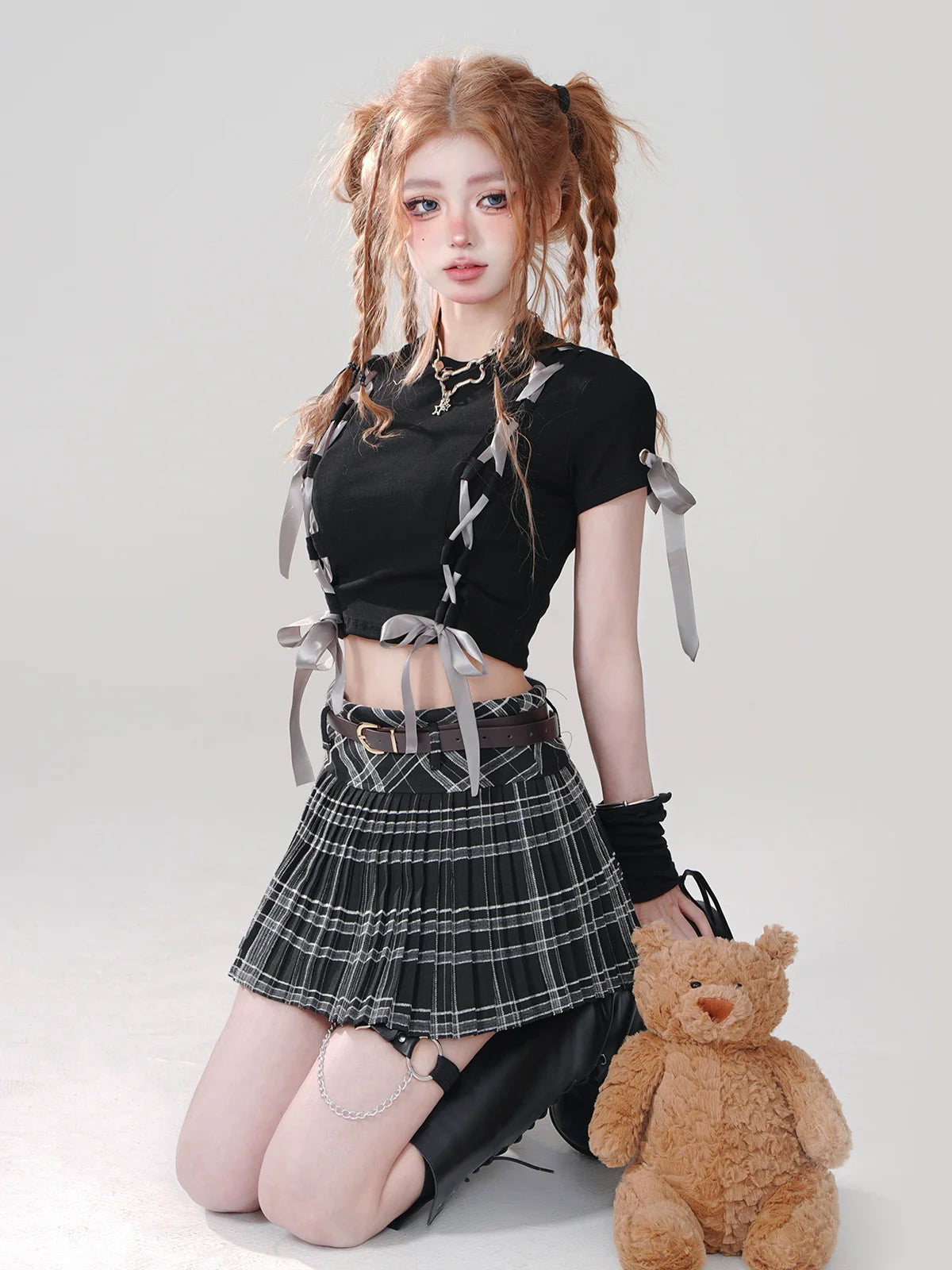 Ribbon T-Shirt Knot Design Love Short Black