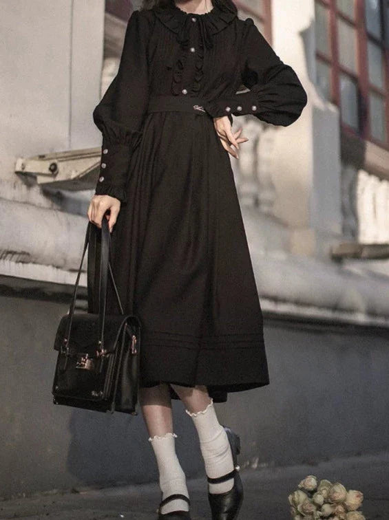 Veste lanterne rouge, manches de costume élégantes, volants, cravate, robe courte noire, ruban, rétro