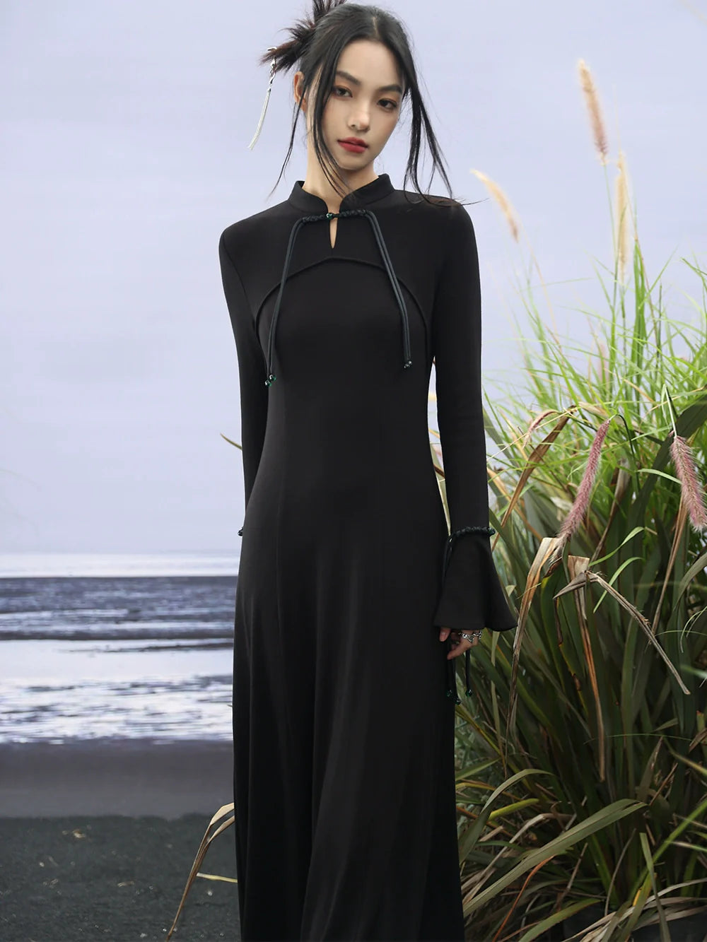 Bell Knit Retro Sleeve Dress China Buckle Long