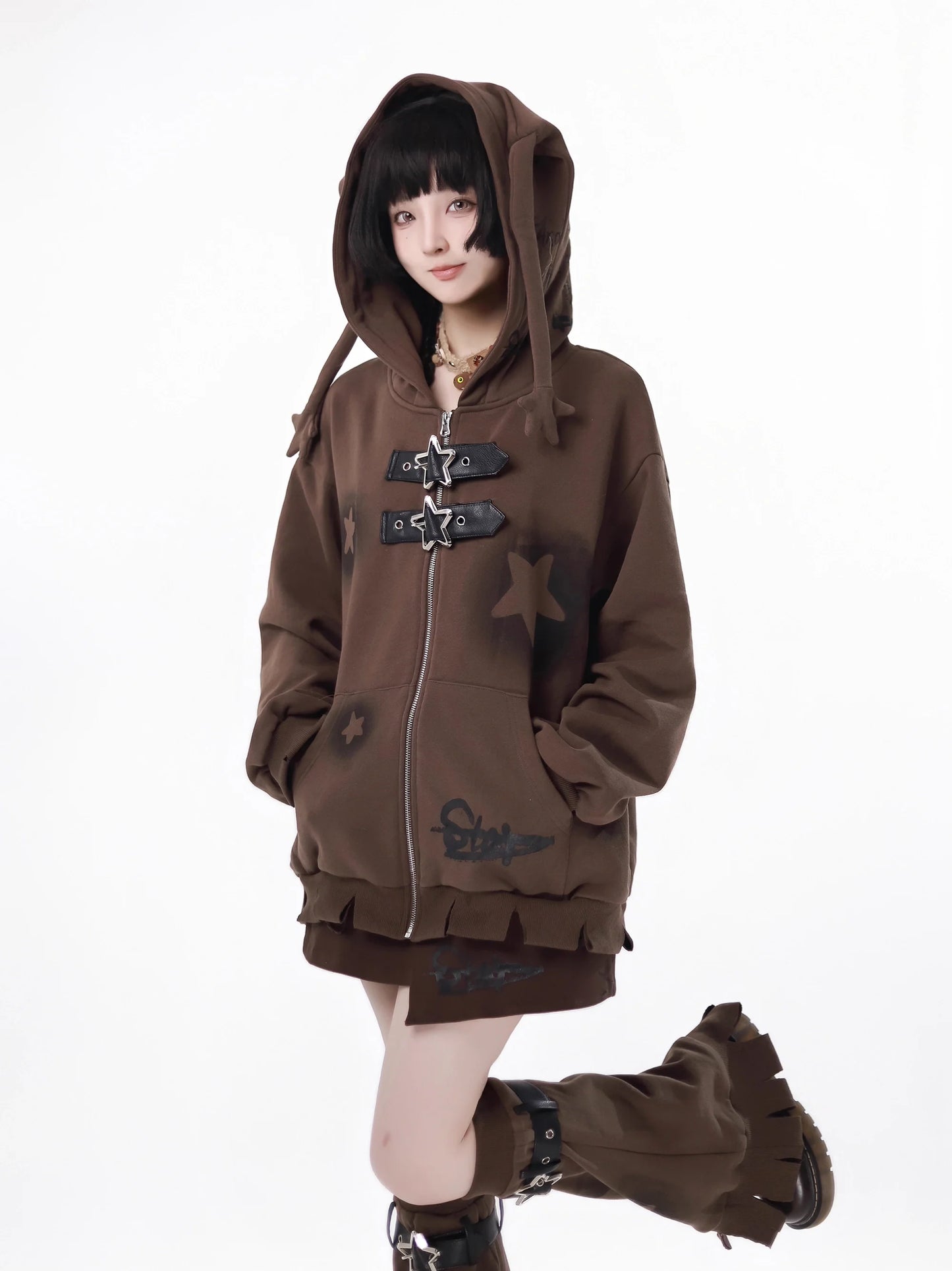 Star American Print Loose Zip Hoodie + Irregular Skirt + Leg Warmers
