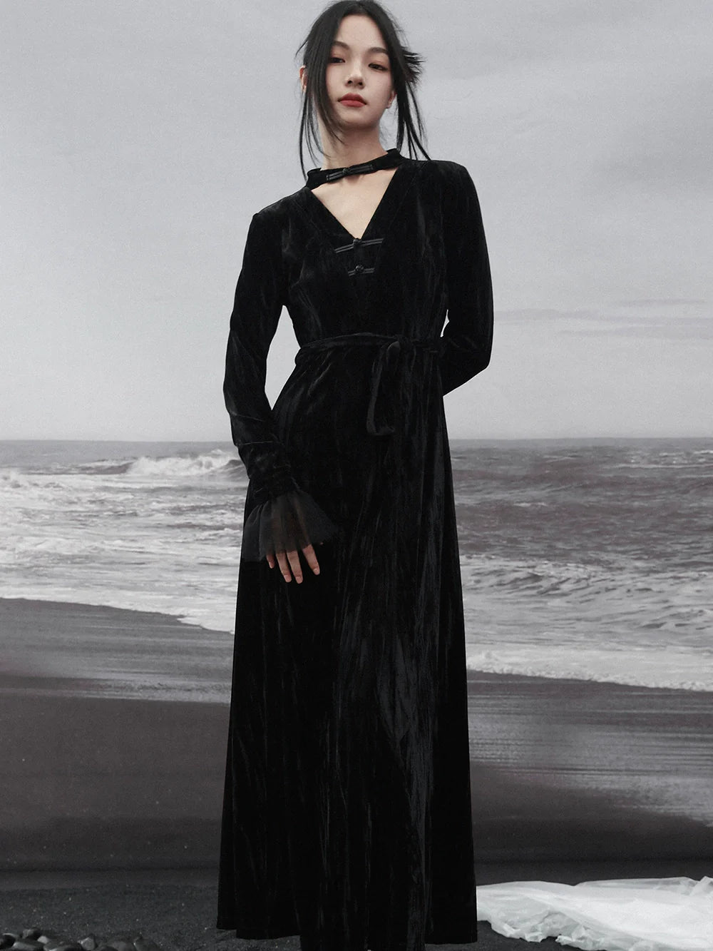 Splicing Stand Chinese V-Collar Mesh Romantic Retro Velvet Black Dress
