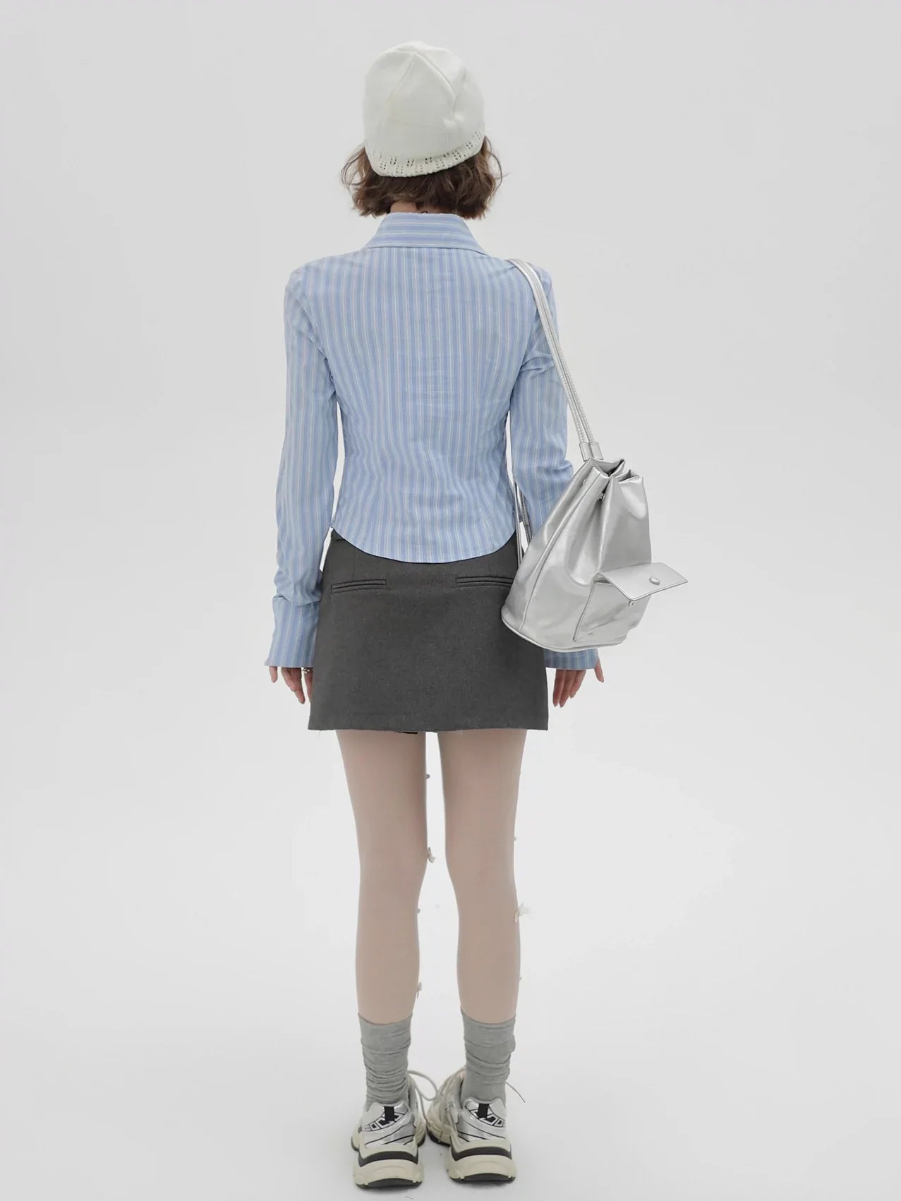 Vネックシャツ スリムストライプデザイン ブルー