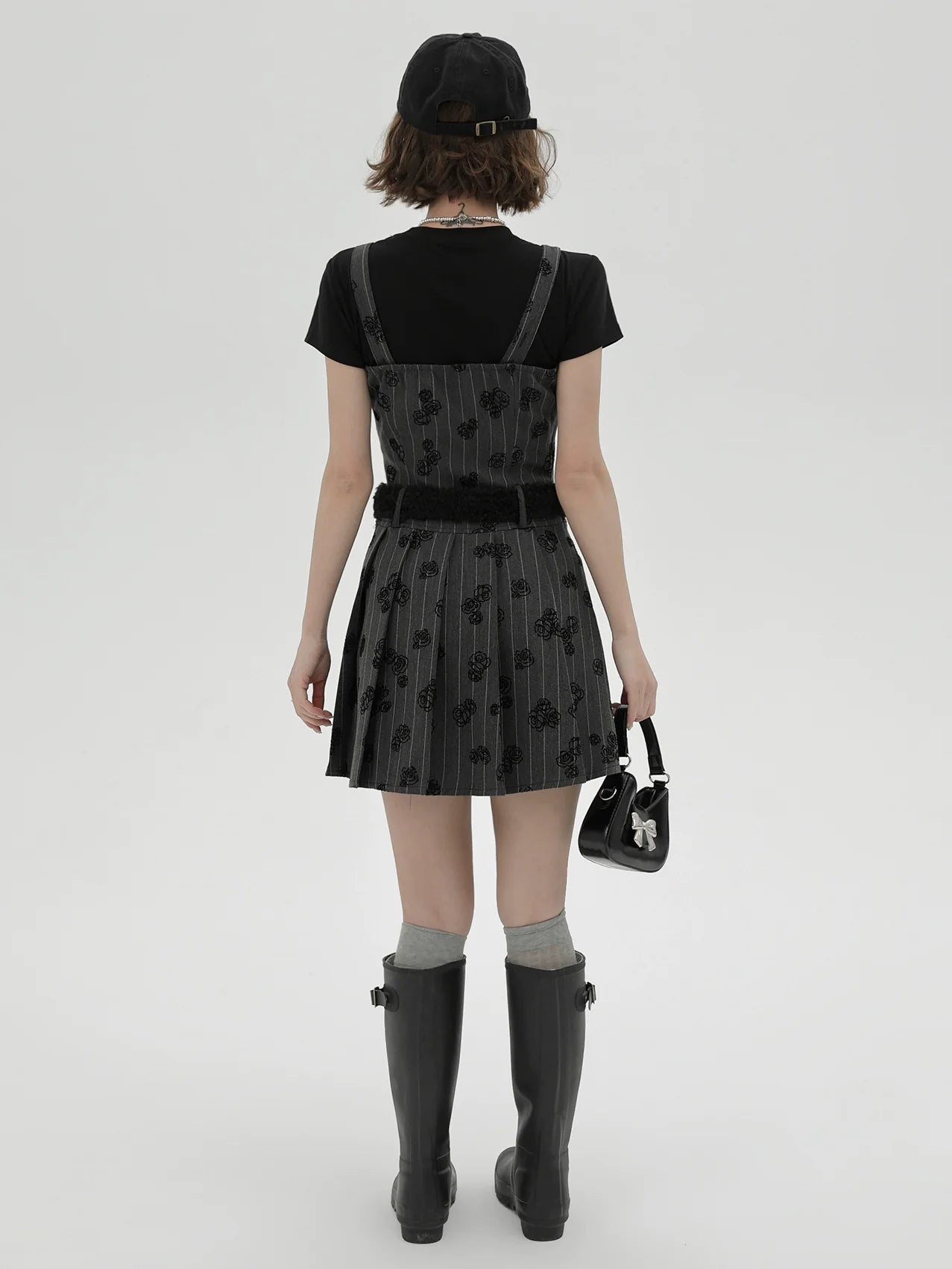 Suspended Black Rose T-Shirt Black Retro Dress