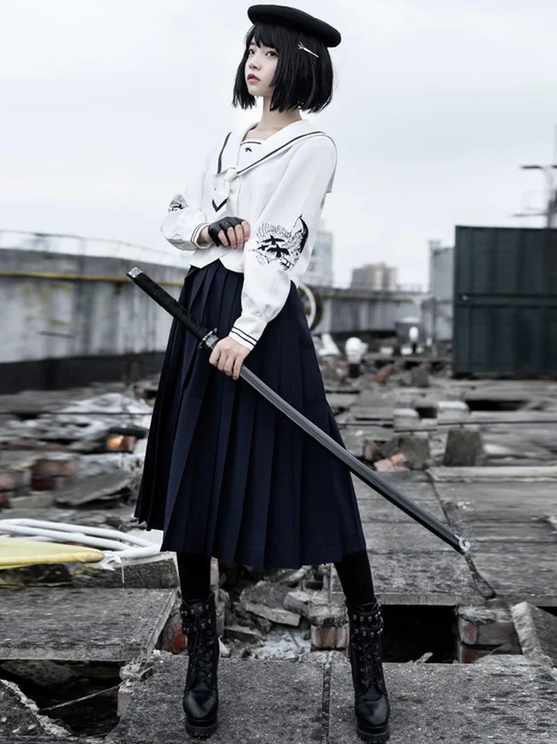 Sailor Skirt Color Girl + Dark Pleated Top