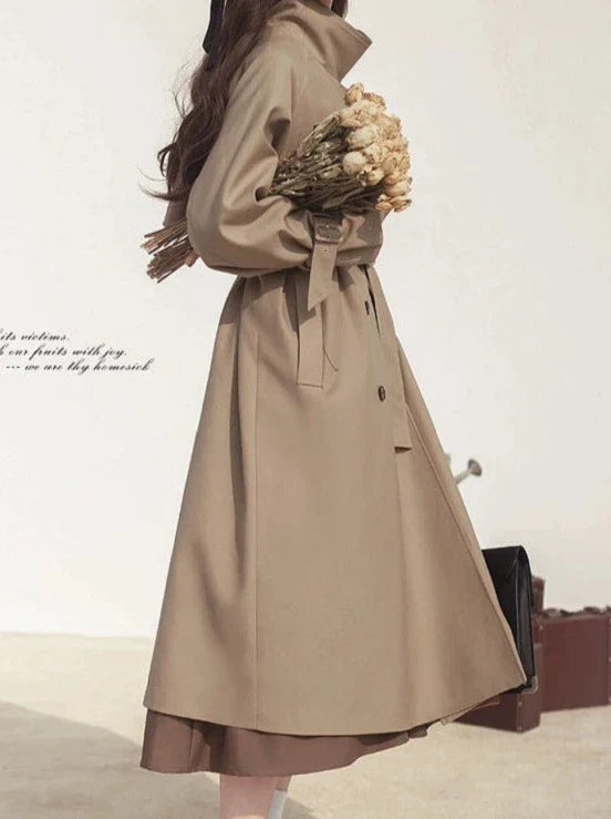 Trench-coat style rétro kaki britannique élégant