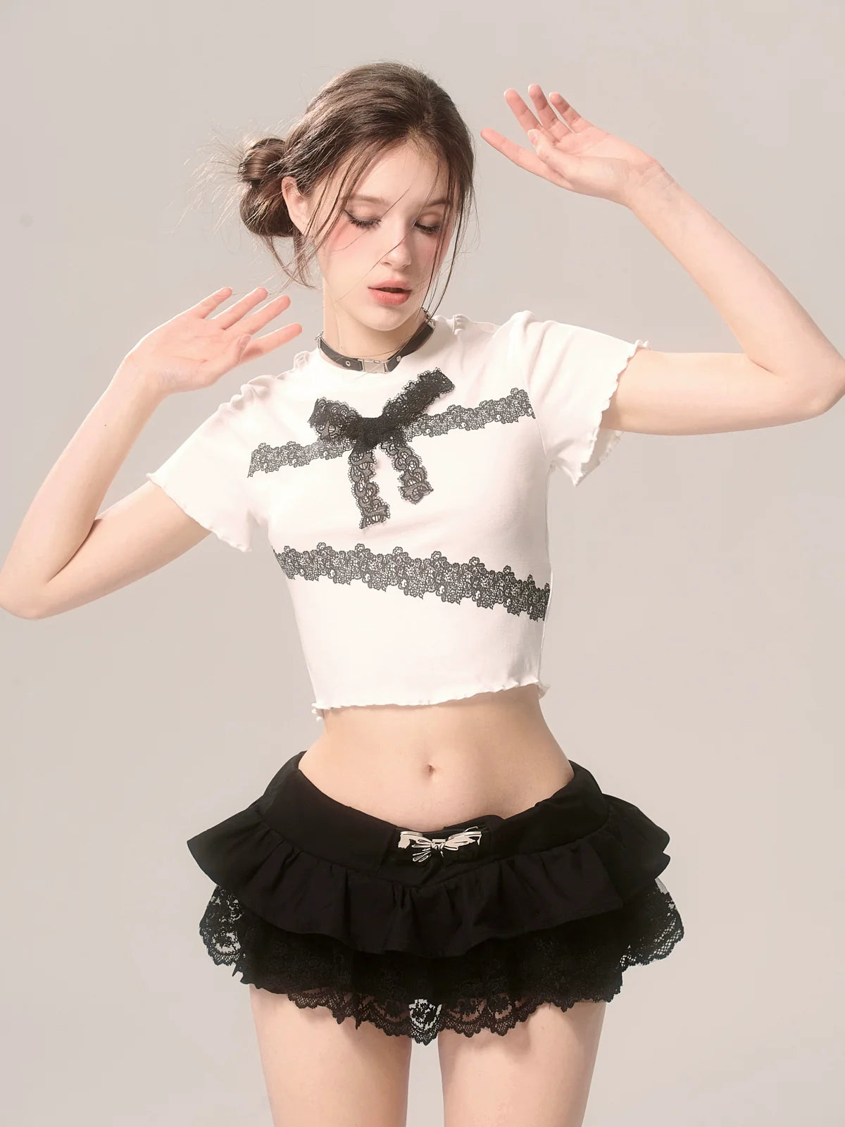 Slim Lace T-Shirt Frill Short Ribbon