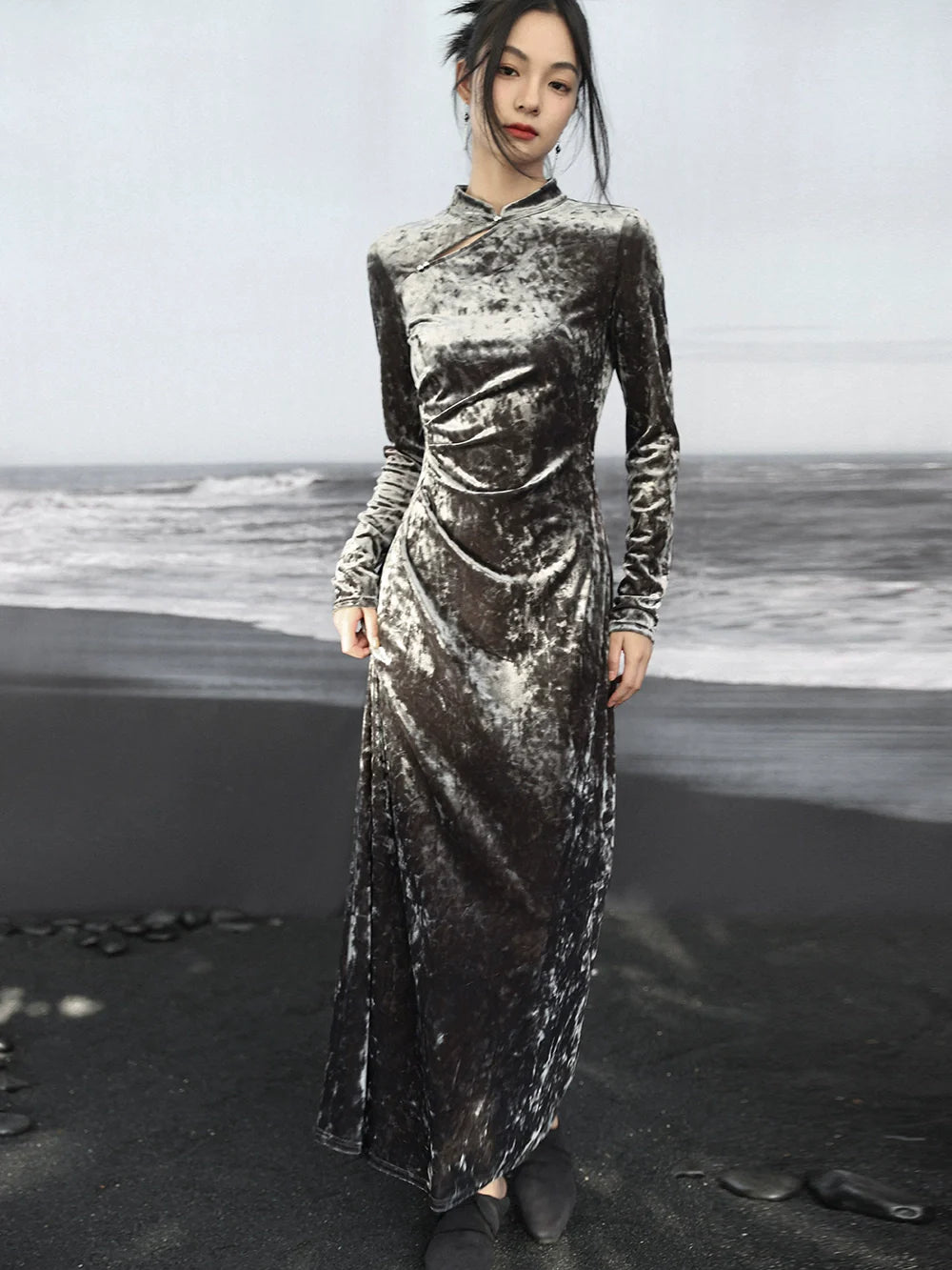 Dress China Velvet Diamond Gold