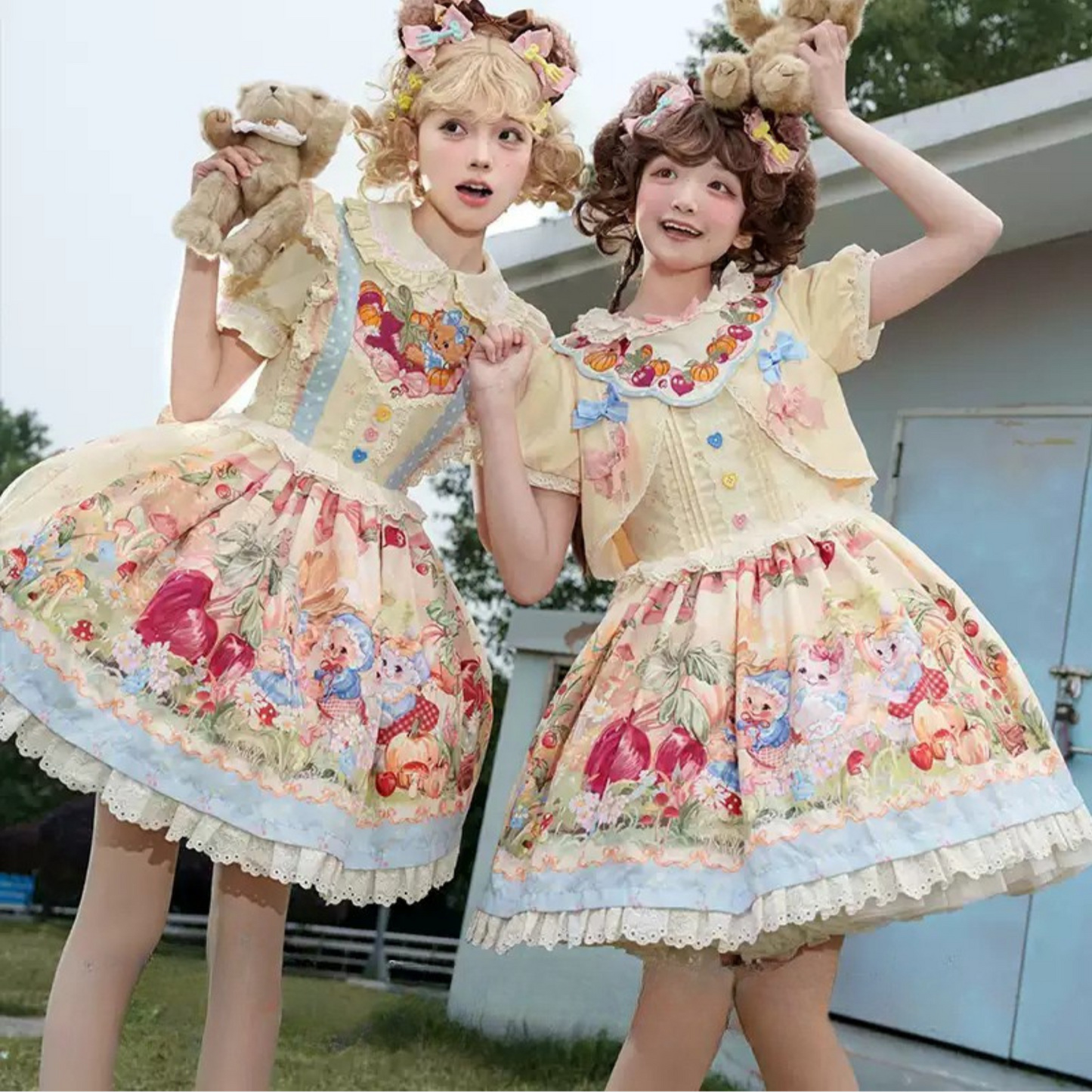 Apron + Reservations Suspender Print Dress Layered Carrot