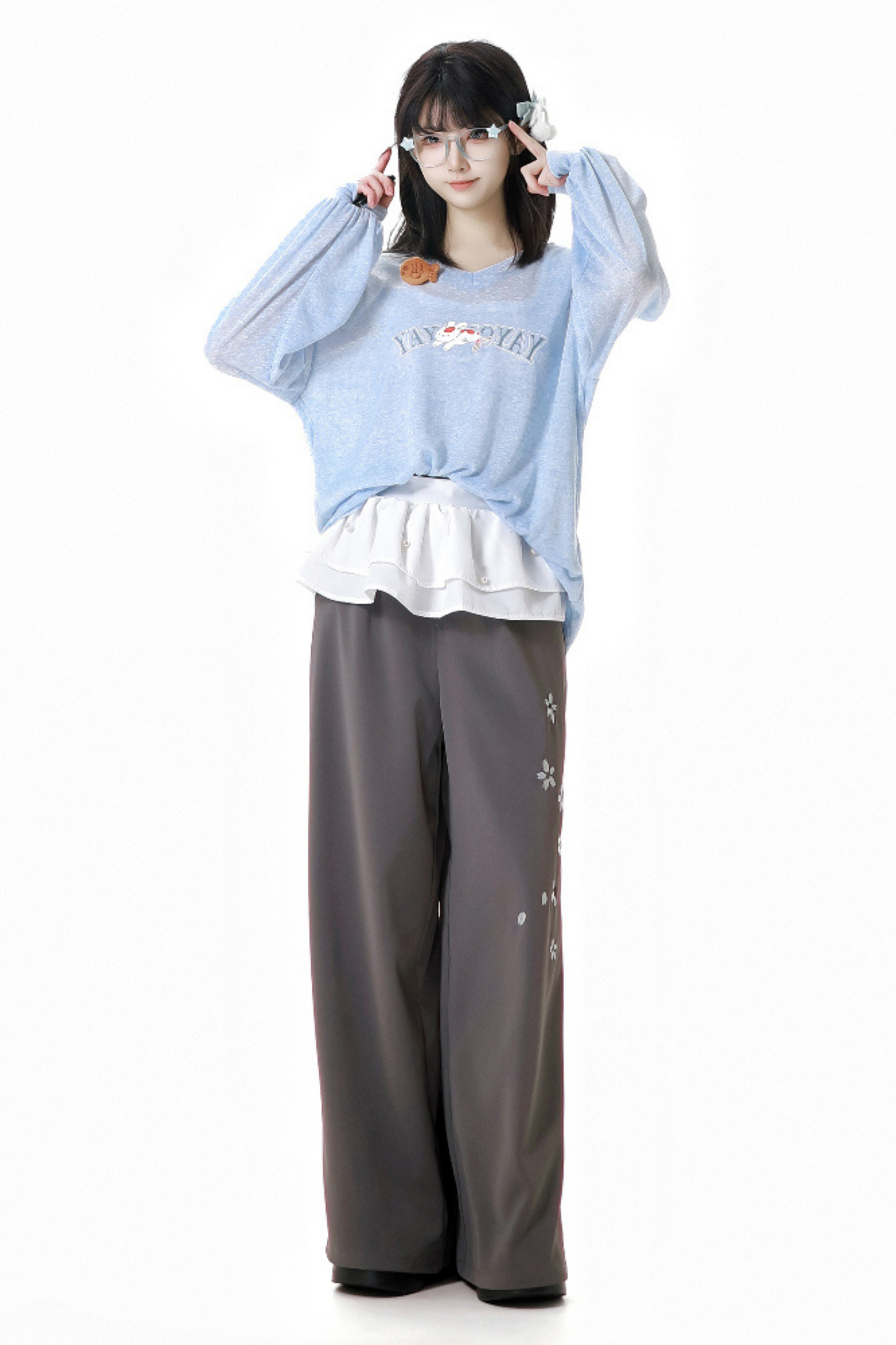wide pants Loose light top +
