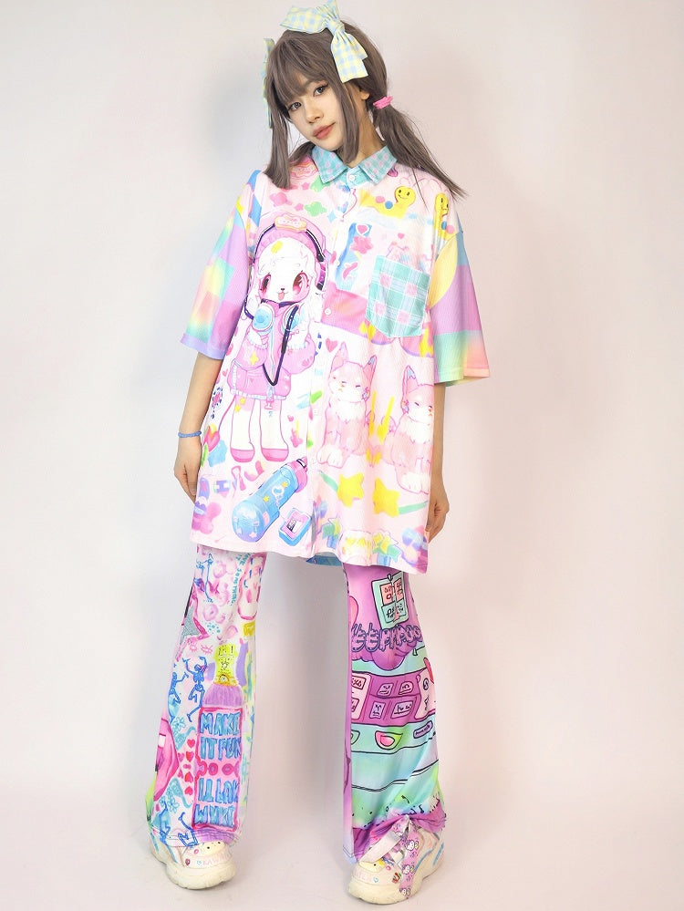 Kariertes blaues Hemd mit Cartoon-Print-Muster