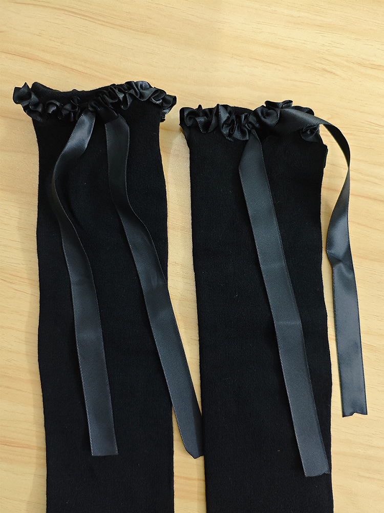 Milk White Sweet Ruffled Cuff Bowknot Underknee Stockings