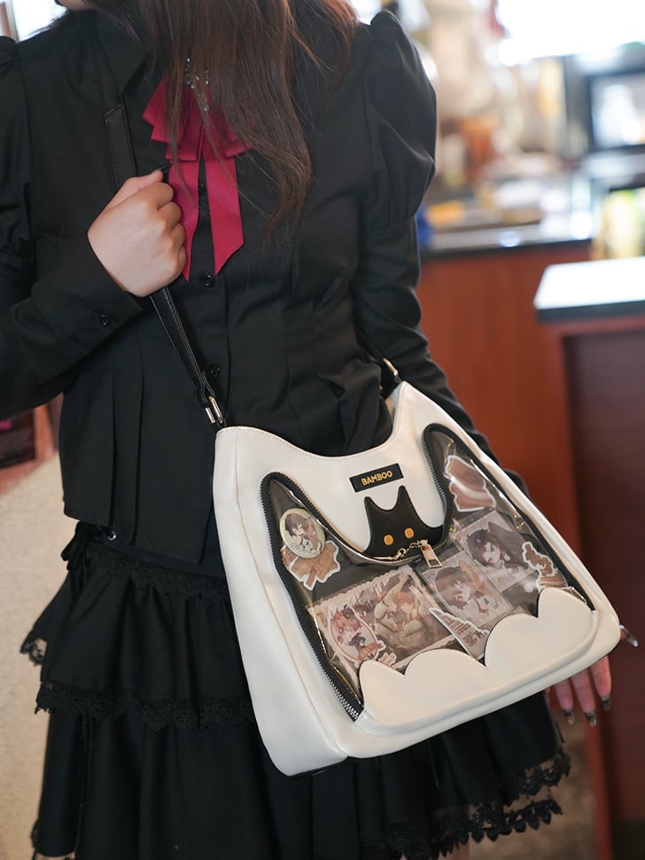 Design White Crossbody Bat Bag Ita