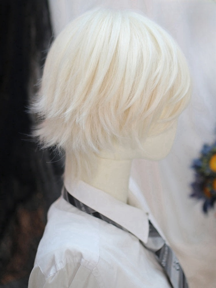 Perruque courte Ouji blanc laiteux 25 cm