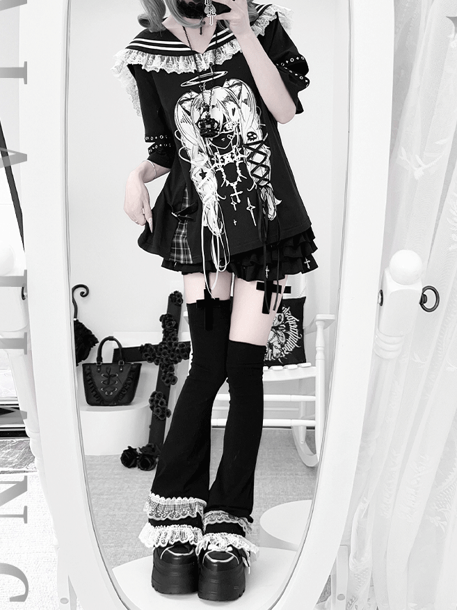 Black Sailor Collar Lace-up Details Anime Girl Print Bittersweet T-shirt