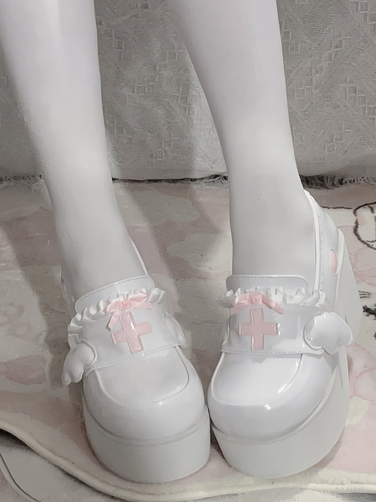 Jirai Kei Pink Yami Kawaii Plateau-Slipper mit Kreuzschleife
