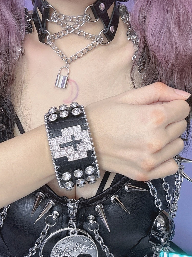 Rot/Schwarz/Silber Armband Y2K Strass Armband verziert Kreuz Design