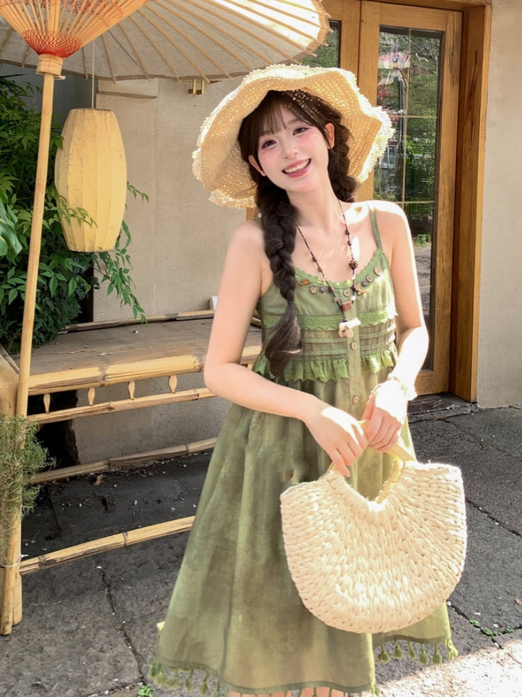 Mori Kei Cami Kleid Verzierter Ausschnitt Grüne Quaste Saum Knöpfe