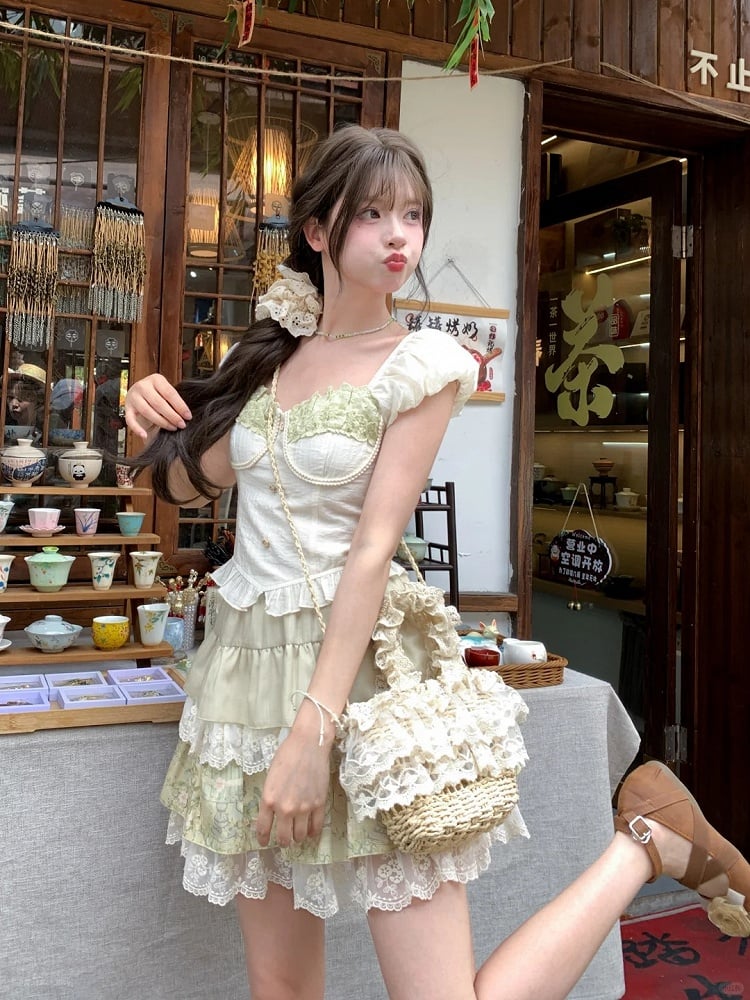 Light Vintage Print Lace Trim Tiered Skirt Green Elastic Waist