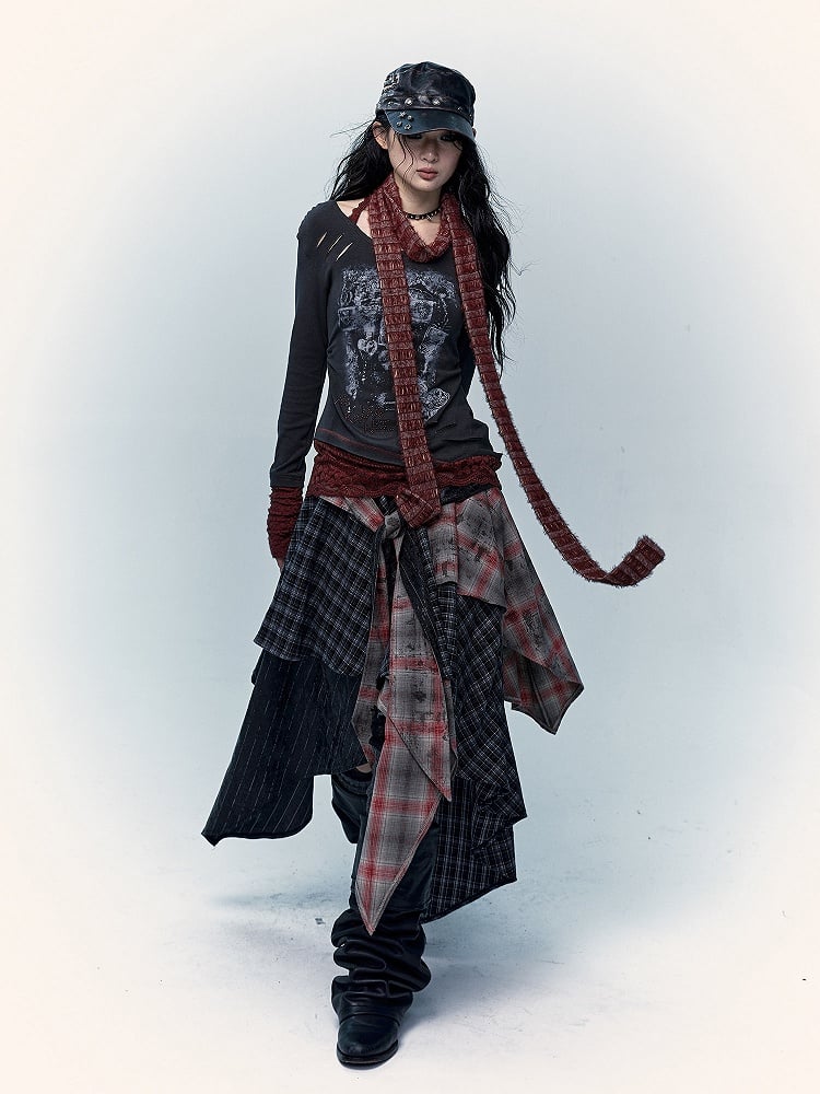 Schwarz-rot karierter Rock mit Taschentuchsaum im Used-Look
