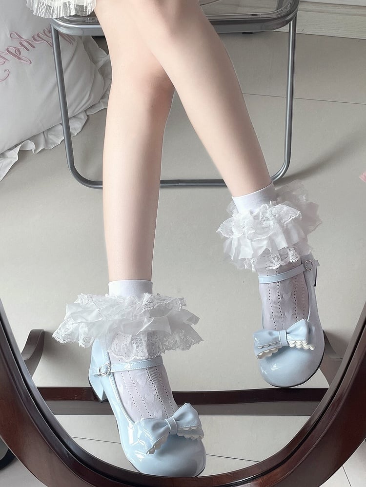 Süße Lolita-Socken in Weiß mit dreilagigem Spitzenbesatz