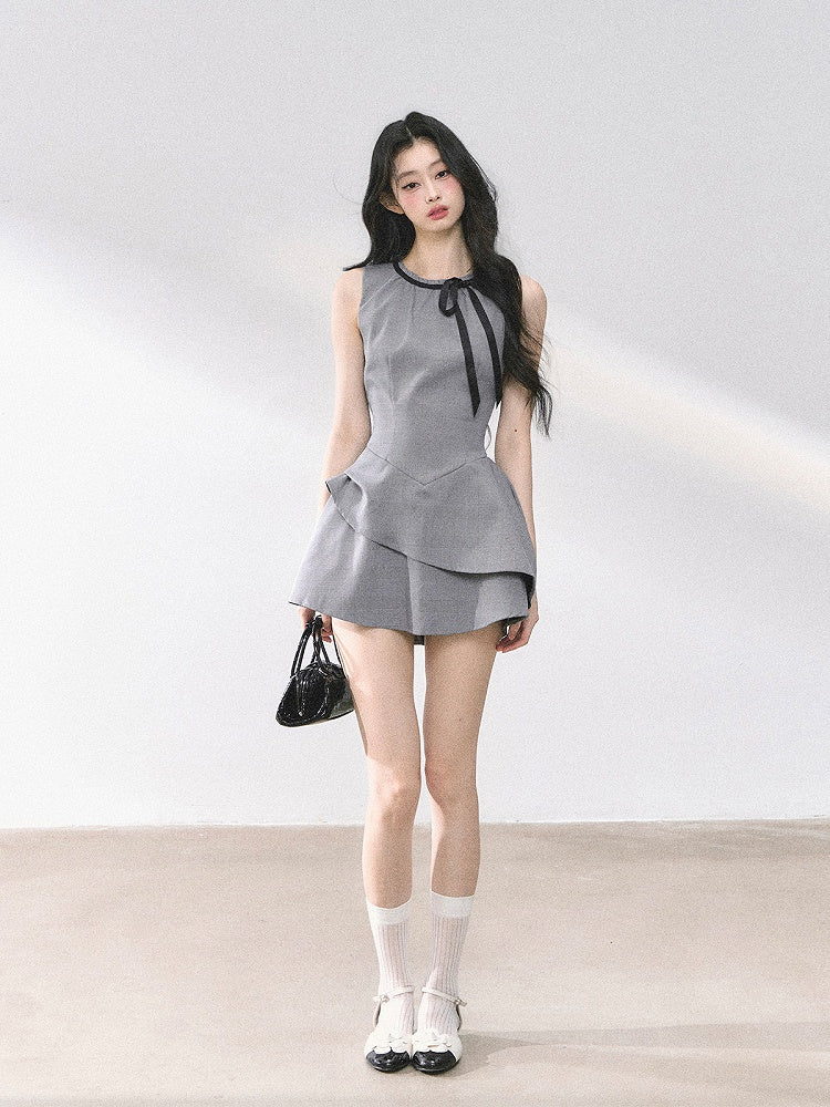 Sleeveless Dress Gray Basque Waist Self-tie Neckline Mini