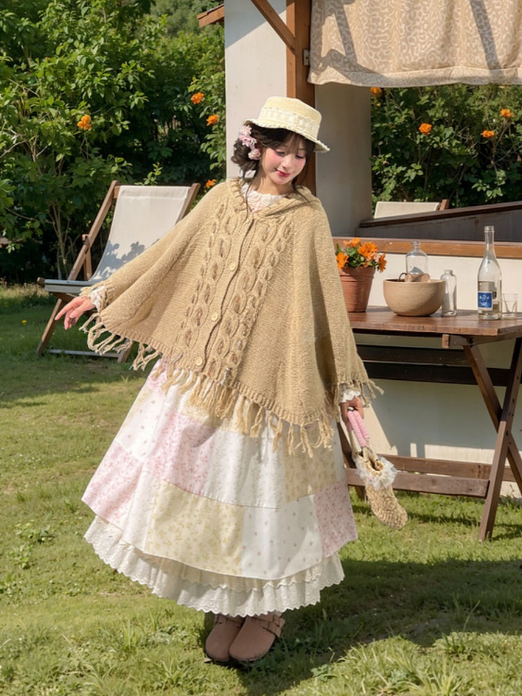 Cape mit Quastensaum Khaki Gestrickte Kapuze