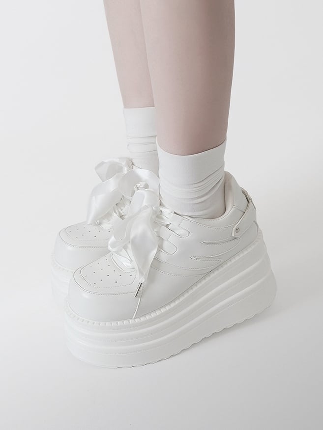 Schnür-Sneakers Kei Plateau Weiß mit Verschluss Jirai PU Design