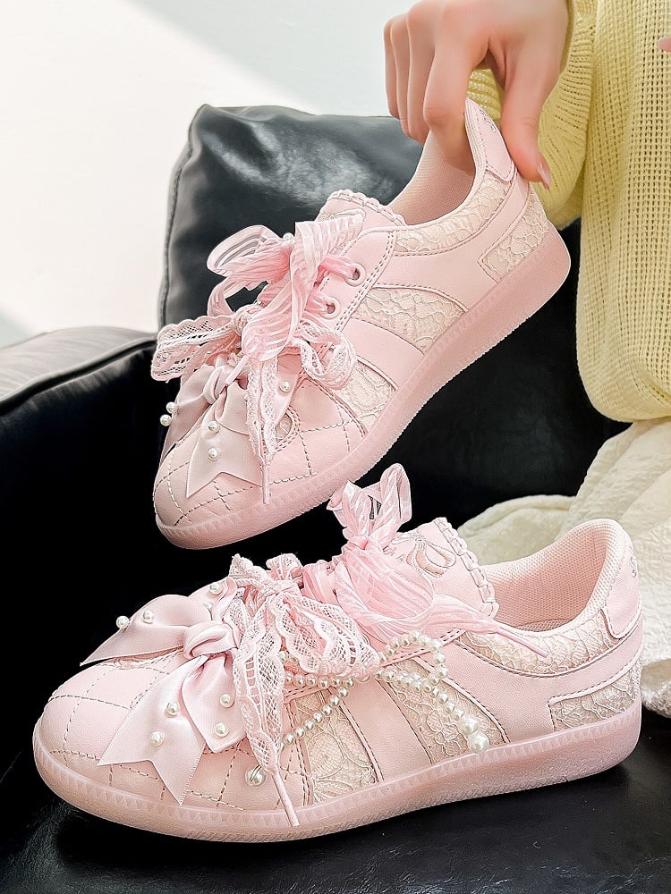 Schnür-Sneakers mit Schleife vorne, rosa Oberteil mit Perlen-Spitzenbändern