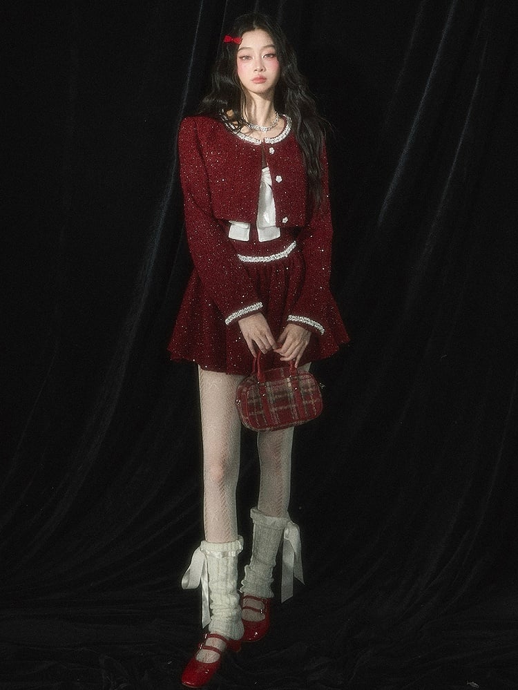 Weihnachtsrote kurze Tweedjacke mit Perlendetails