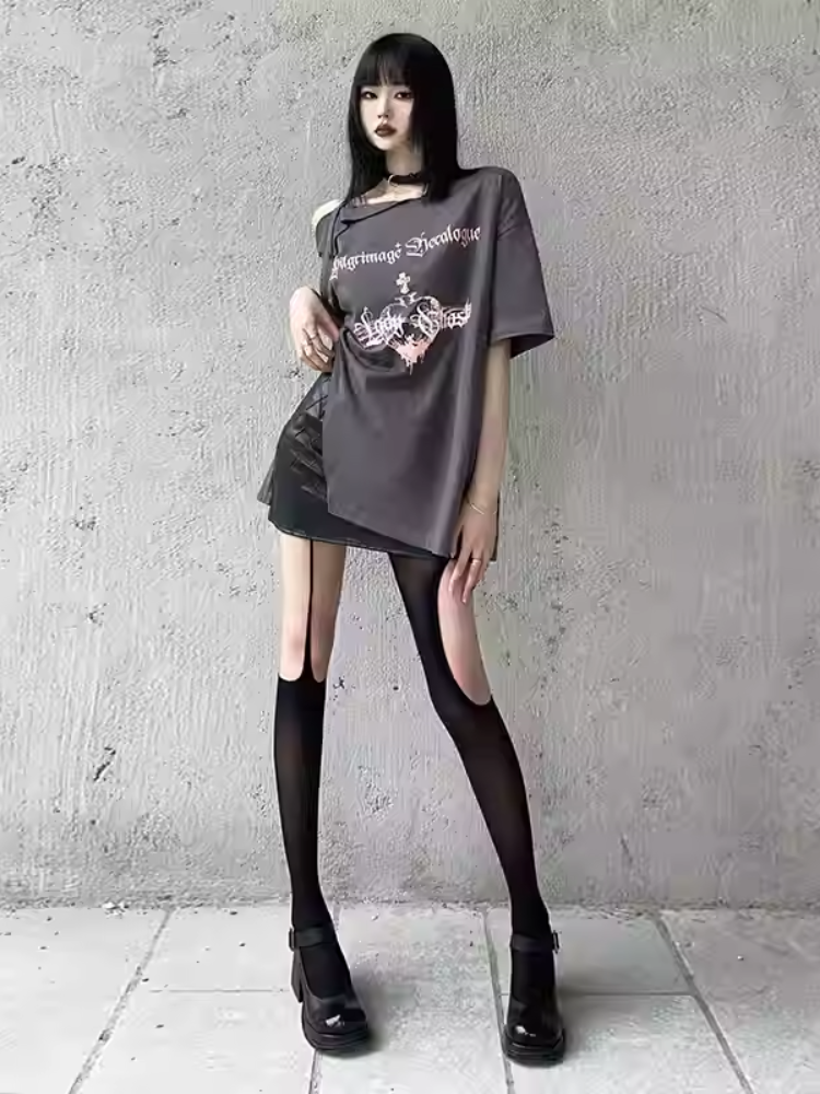 T-shirt ample gris à découpes et fentes latérales