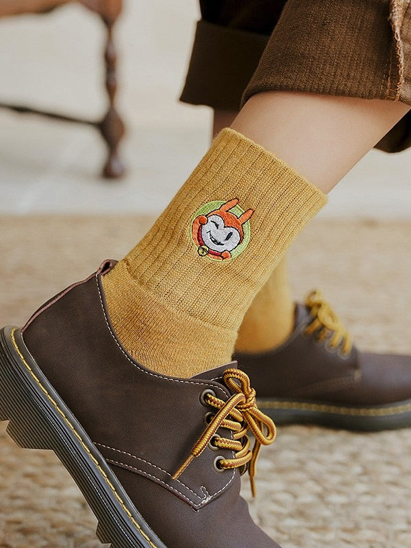 Cute Kitty Embroidered Calf Socks