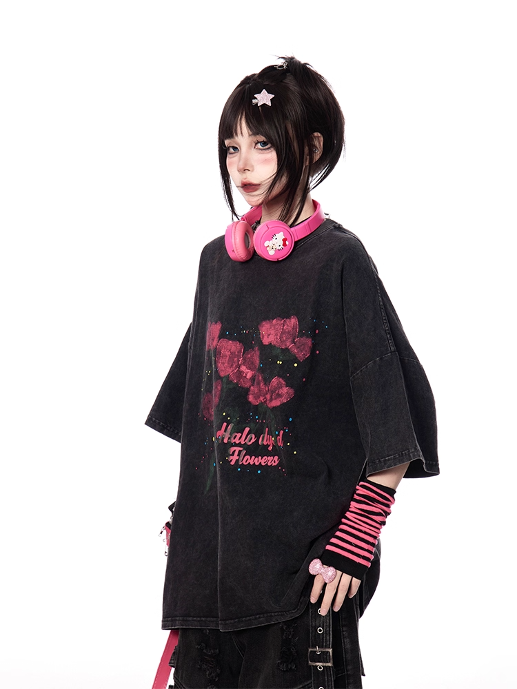Rose Print Black Faded Wash Distressed Oversize T-shirt Red