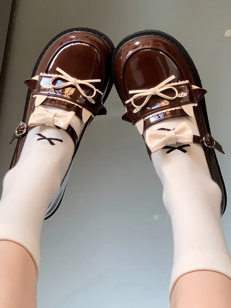 Niedriger Absatz mit braunem PU-Lammherz, benommener Schnalle und Schleifendetails, Schuhe JK Cute