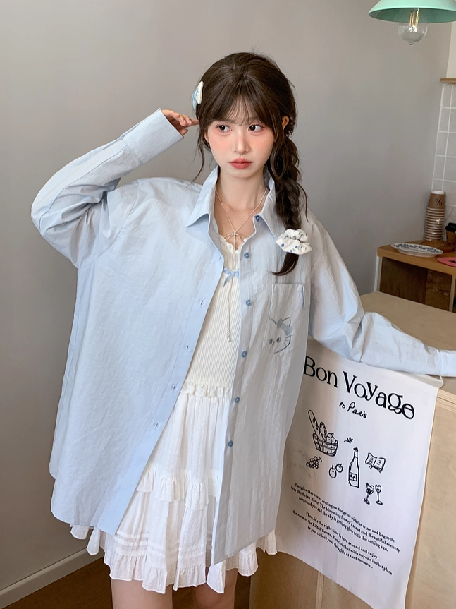 Back Shirt Kitty Embroidery on Pocket Kitty-shaped Detail Blue/Pink Loose Cutout