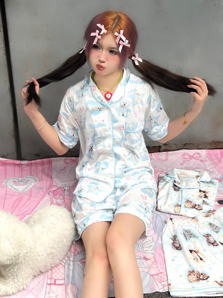 ホワイトブルーのかわいい子犬柄パジャマセット