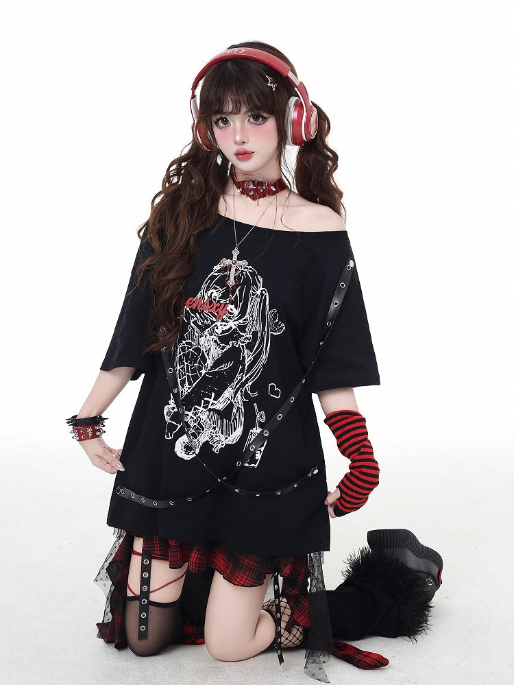 Bittersweet Criss-Cross Straps Design T-Shirt Rock Girl Print Black
