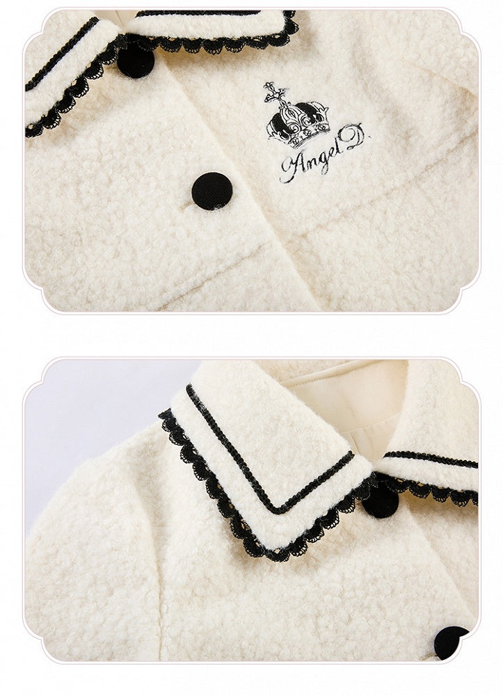 Black Heart-shaped White Embroidery Detail Woolen Pockets with Coat