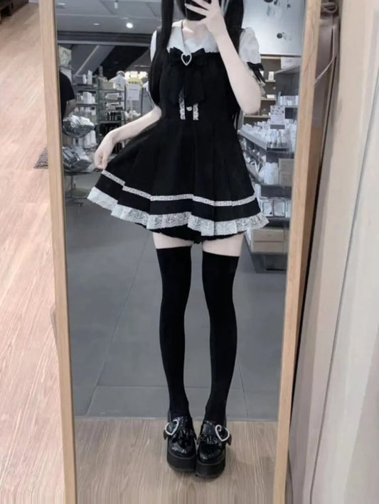 Kleid mit Seemannkragen und Hasenohren-Design